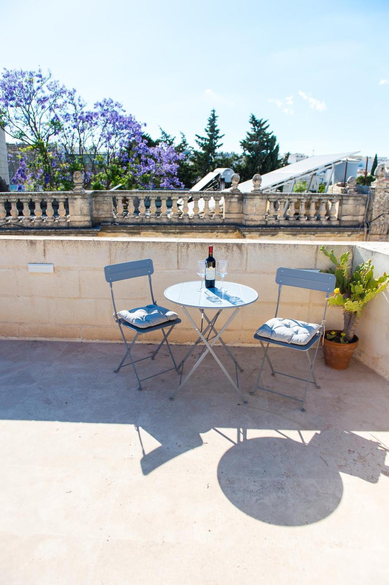 San Anton Suites Attard Exterior foto